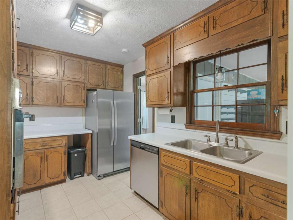 4984 Richardson Road Property Photo 9