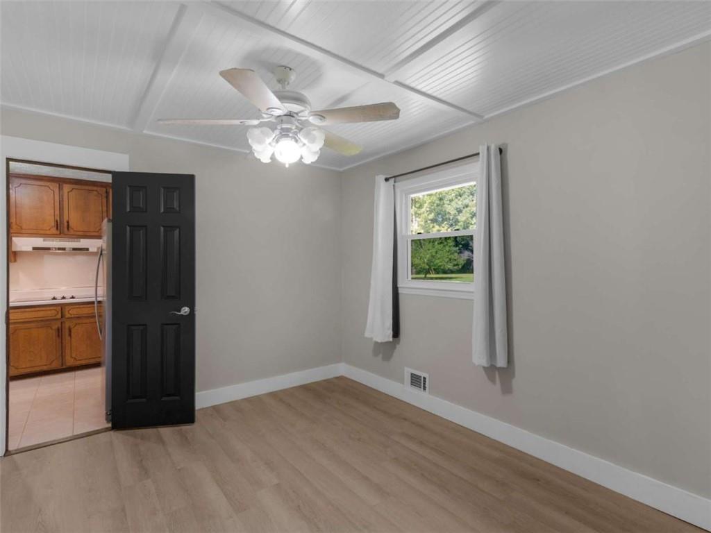 4984 Richardson Road Property Photo 14