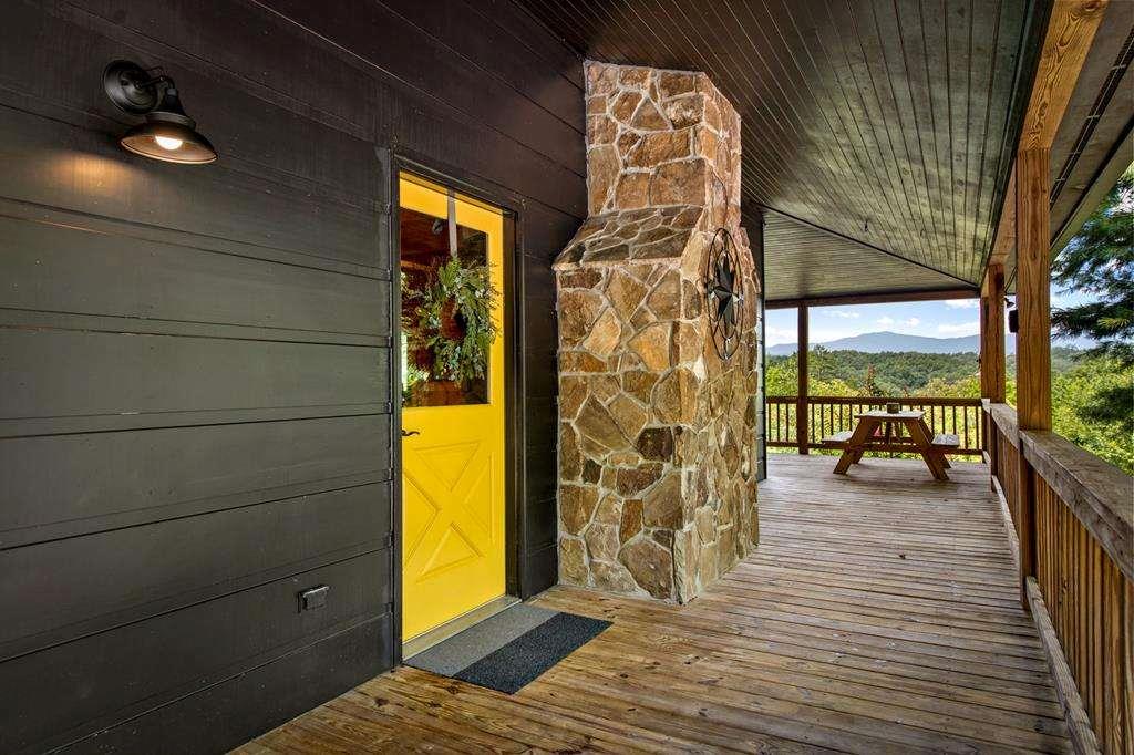 185 Austin Mountain Road Property Photo 10