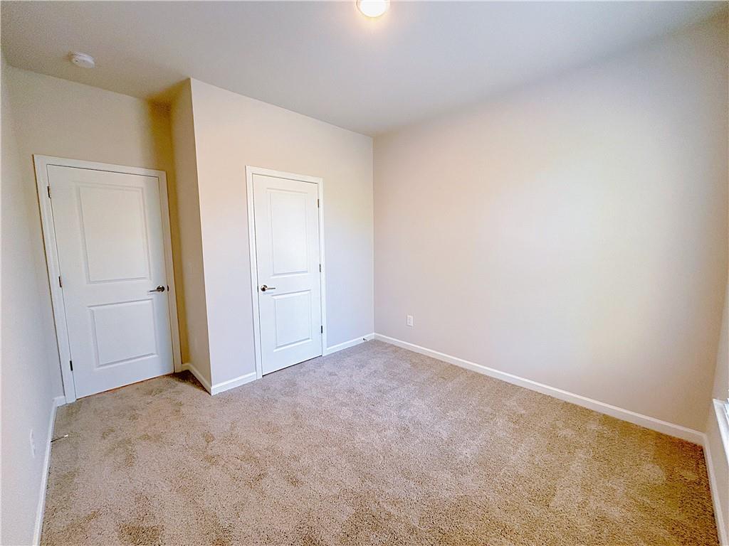2586 Mills Commons Drive Property Photo 11