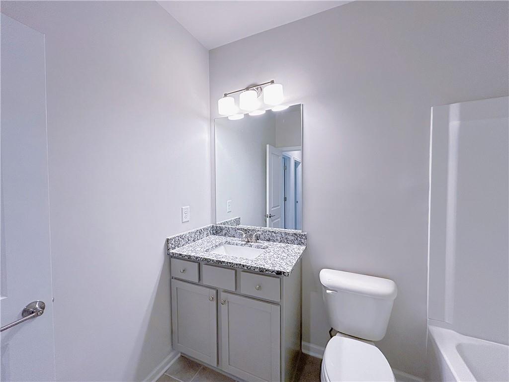 2586 Mills Commons Drive Property Photo 14