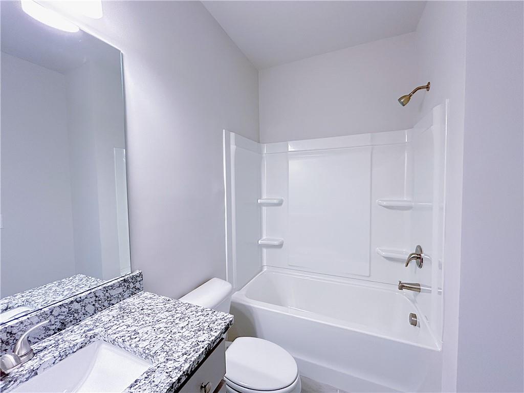 2586 Mills Commons Drive Property Photo 15