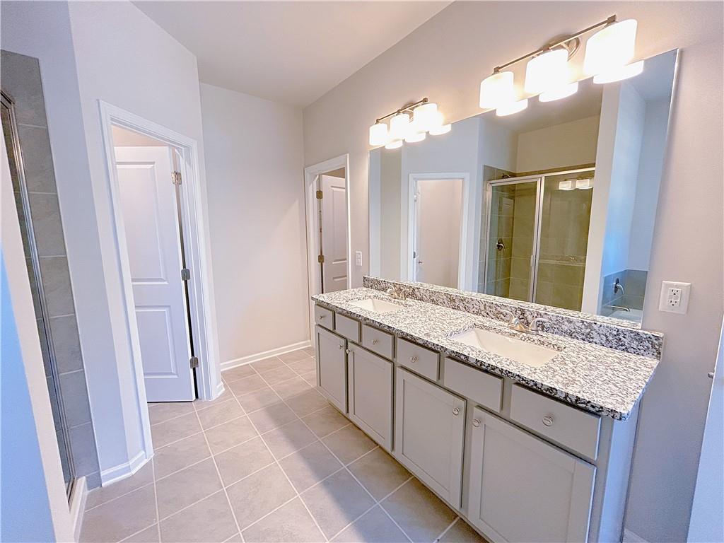 2586 Mills Commons Drive Property Photo 19