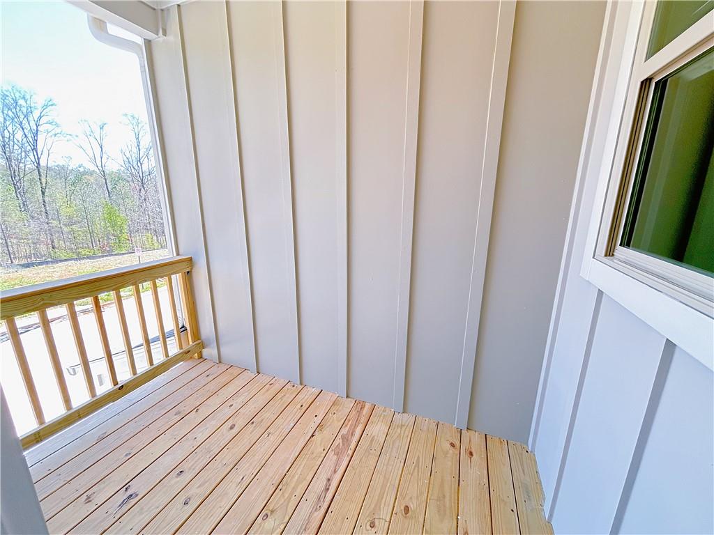 2586 Mills Commons Drive Property Photo 23