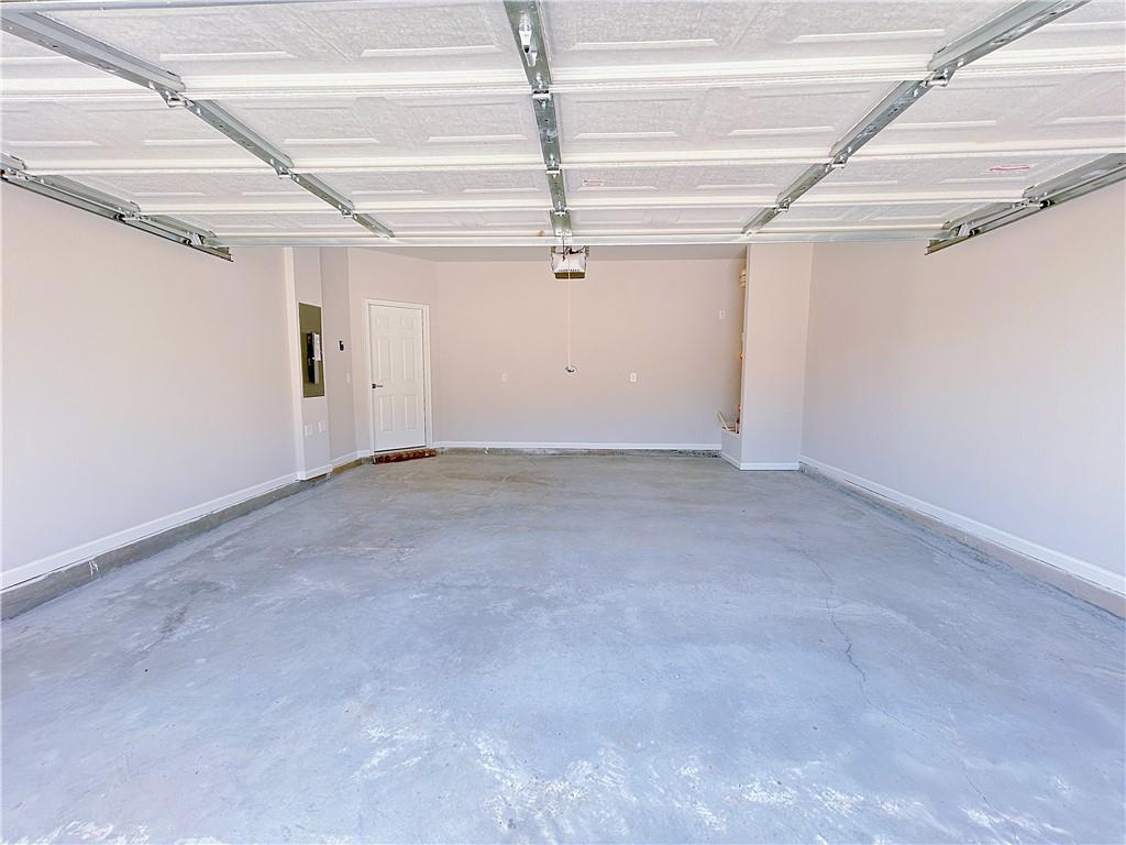 2586 Mills Commons Drive Property Photo 25