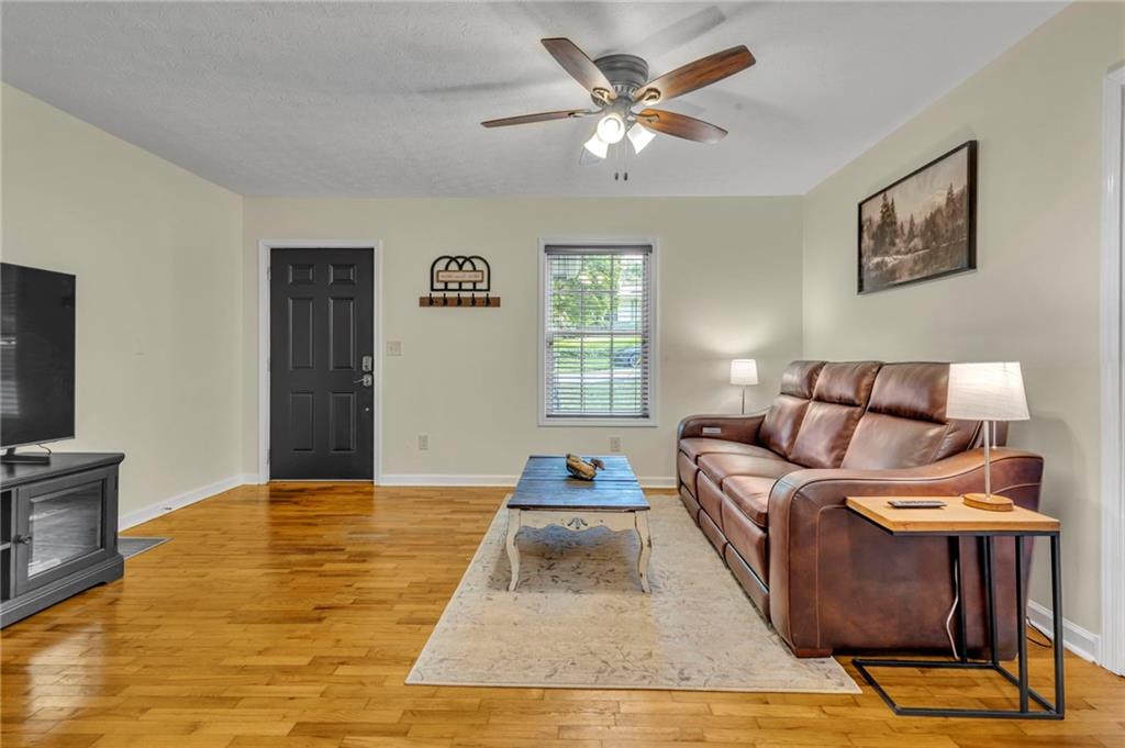 130 Sharp Street Property Photo 7