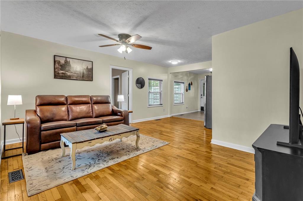 130 Sharp Street Property Photo 9