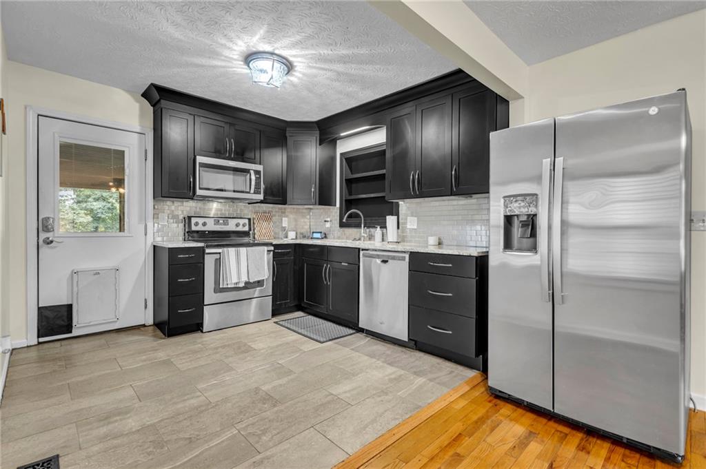 130 Sharp Street Property Photo 11