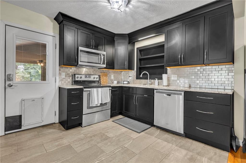 130 Sharp Street Property Photo 13