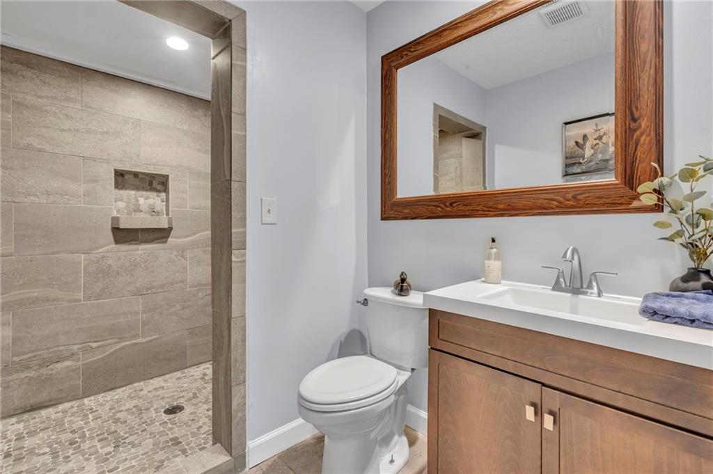 130 Sharp Street Property Photo 24