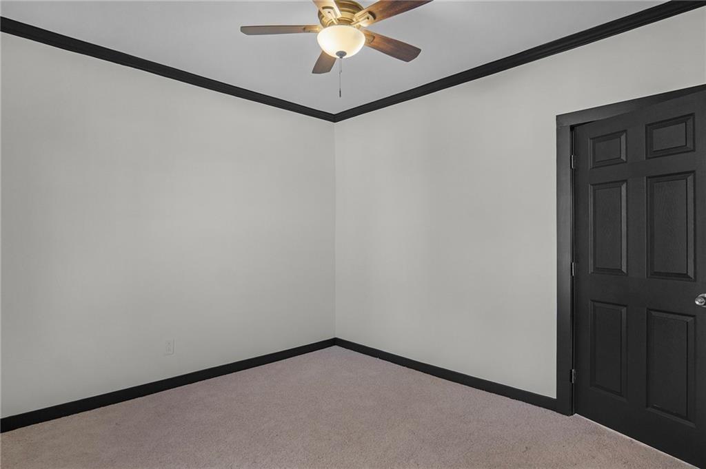 391 S Bend Avenue Se Property Photo 7