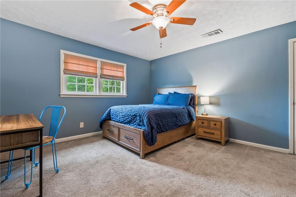 971 Clubland Way Property Photo 32