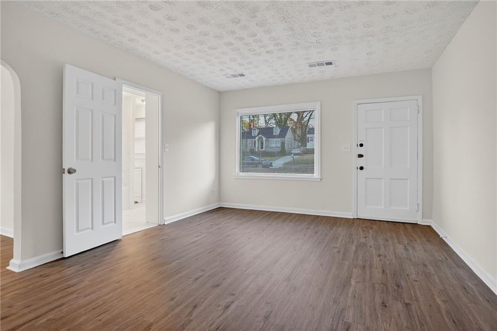 1439 Westboro Drive Sw Property Photo 2