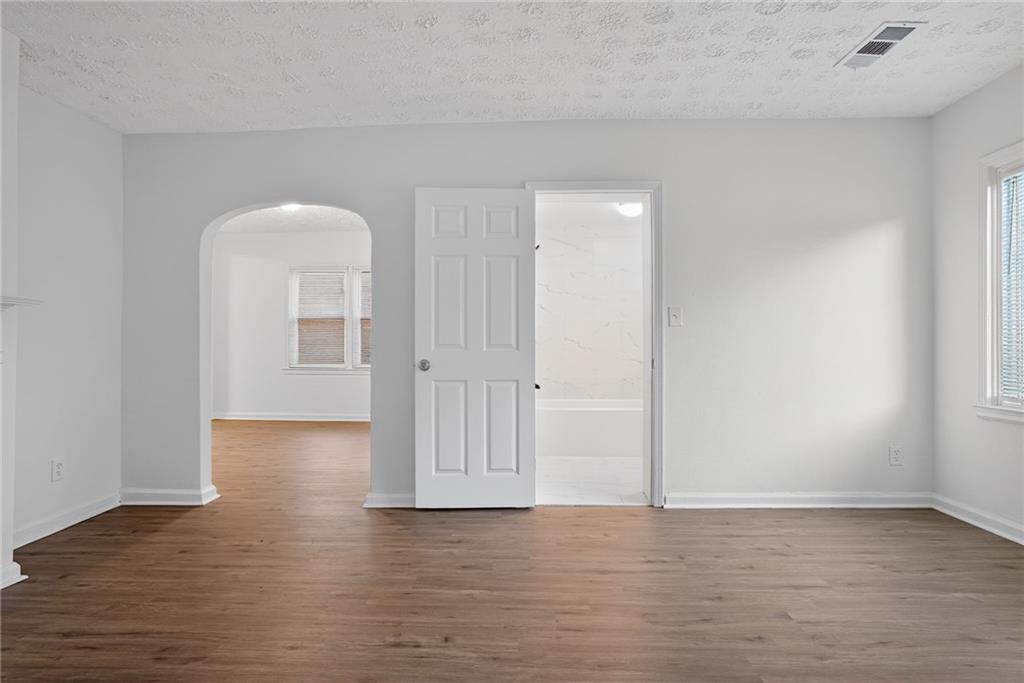 1439 Westboro Drive Sw Property Photo 4