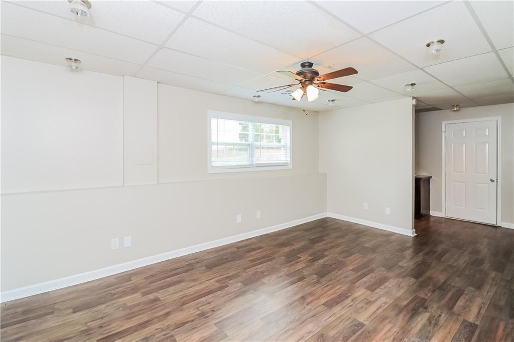 100 Ivy Glen Court Property Photo 4