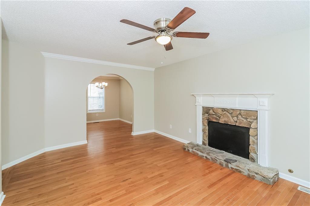 100 Ivy Glen Court Property Photo 7