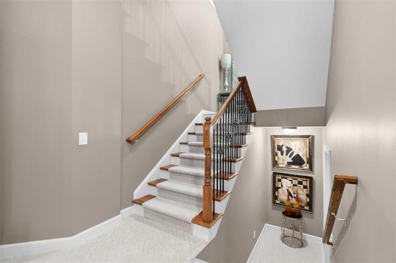 12 Somerset Lane Property Photo 32