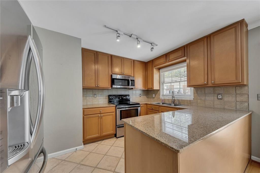 1101 Collier Road Nw Unit Q5 Property Photo 10