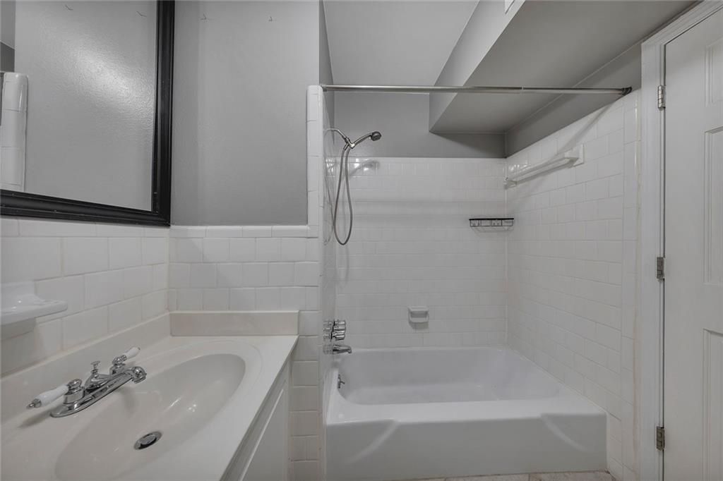 1101 Collier Road Nw Unit Q5 Property Photo 14
