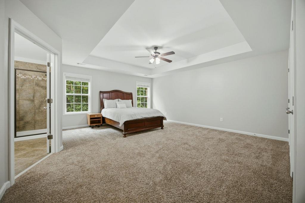 560 Crestmont Lane Property Photo 7
