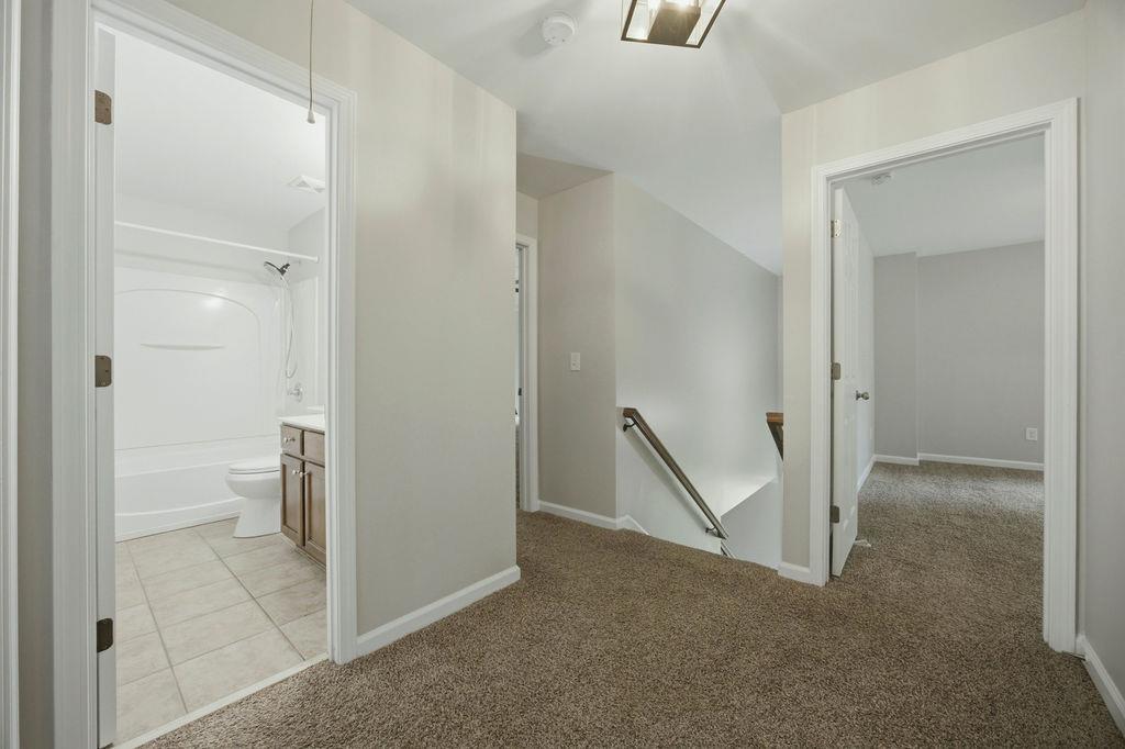 560 Crestmont Lane Property Photo 20