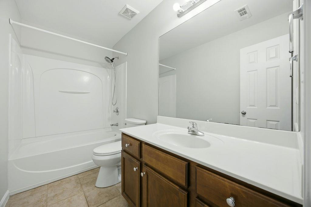 560 Crestmont Lane Property Photo 23
