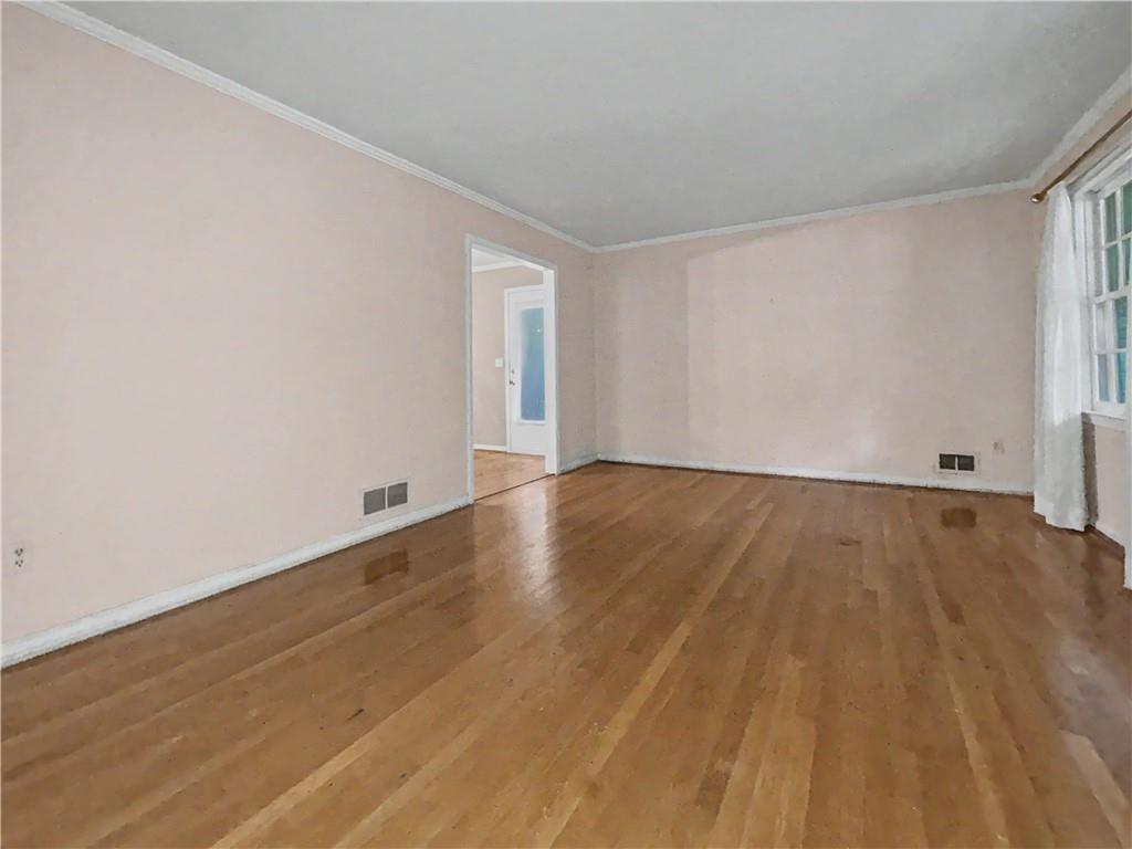 503 Durand Drive Property Photo 3