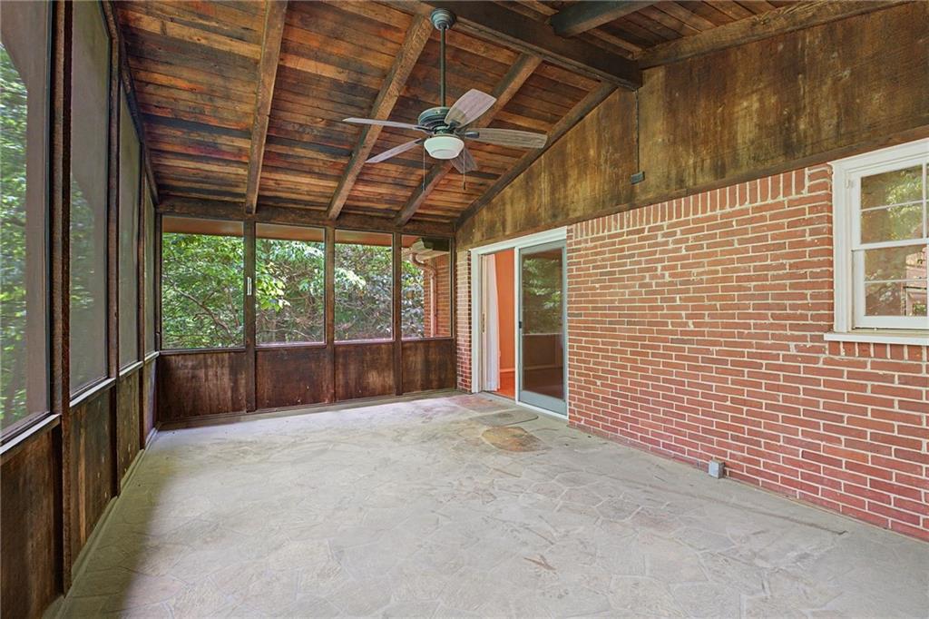 503 Durand Drive Property Photo 13