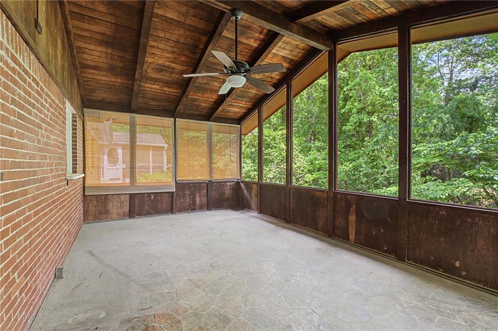 503 Durand Drive Property Photo 14