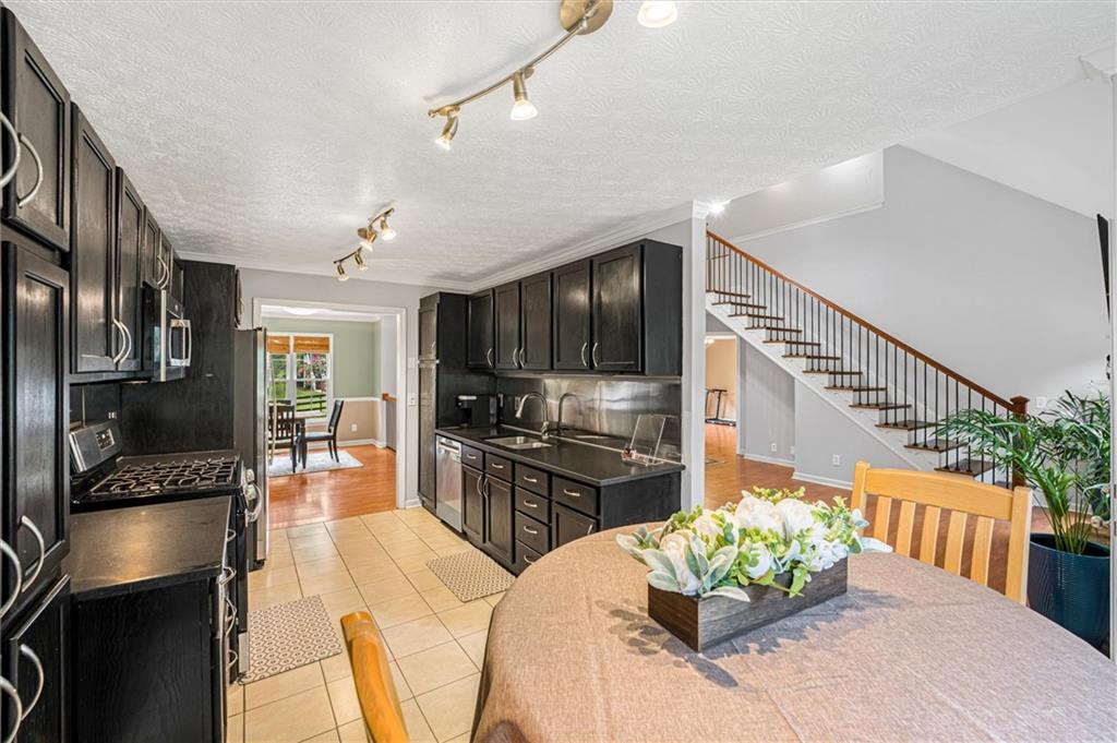 200 Brookhaven Place Property Photo 21