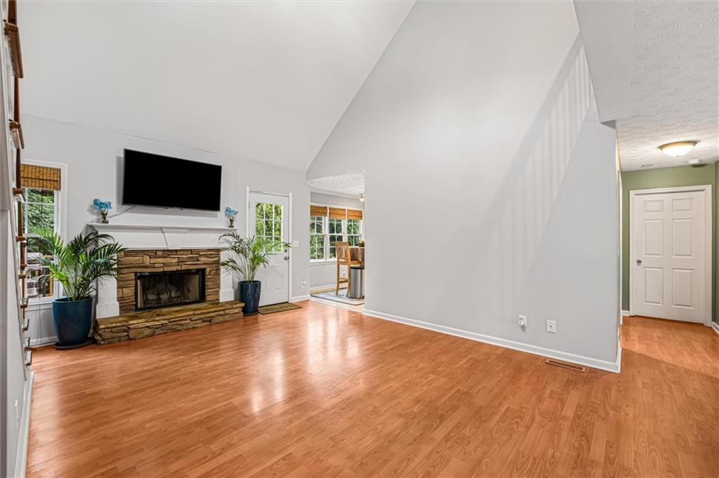 200 Brookhaven Place Property Photo 24