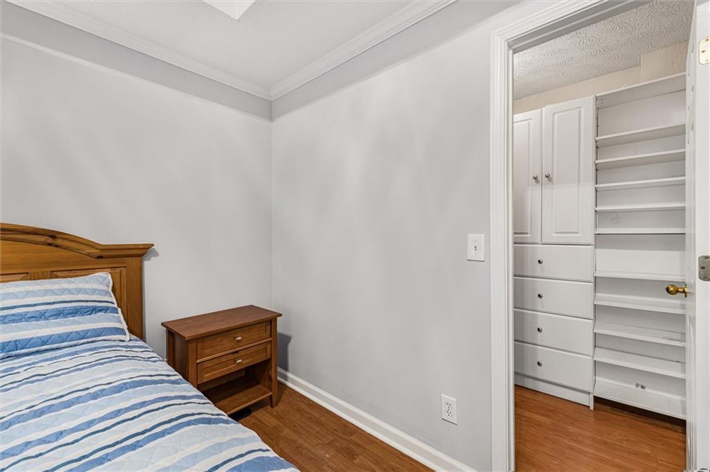 200 Brookhaven Place Property Photo 35