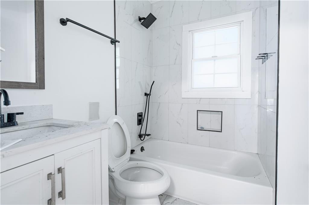 673 Pearce Street Sw Property Photo 18