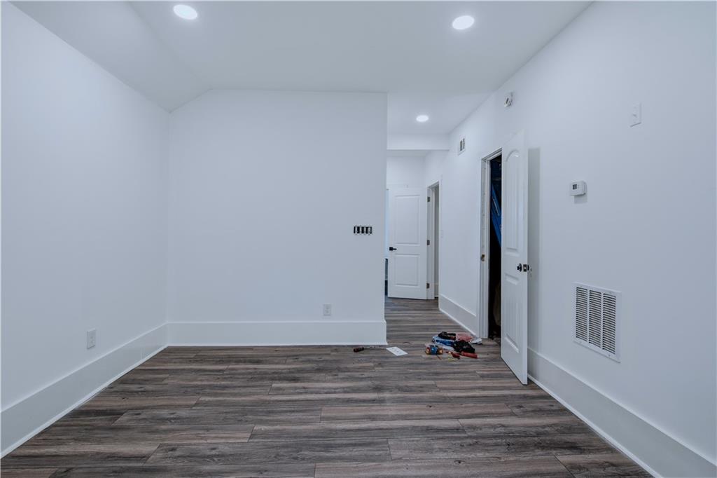 673 Pearce Street Sw Property Photo 27