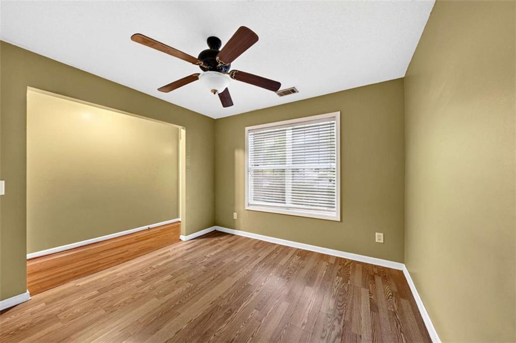 744 W Vincent Drive W Property Photo 11