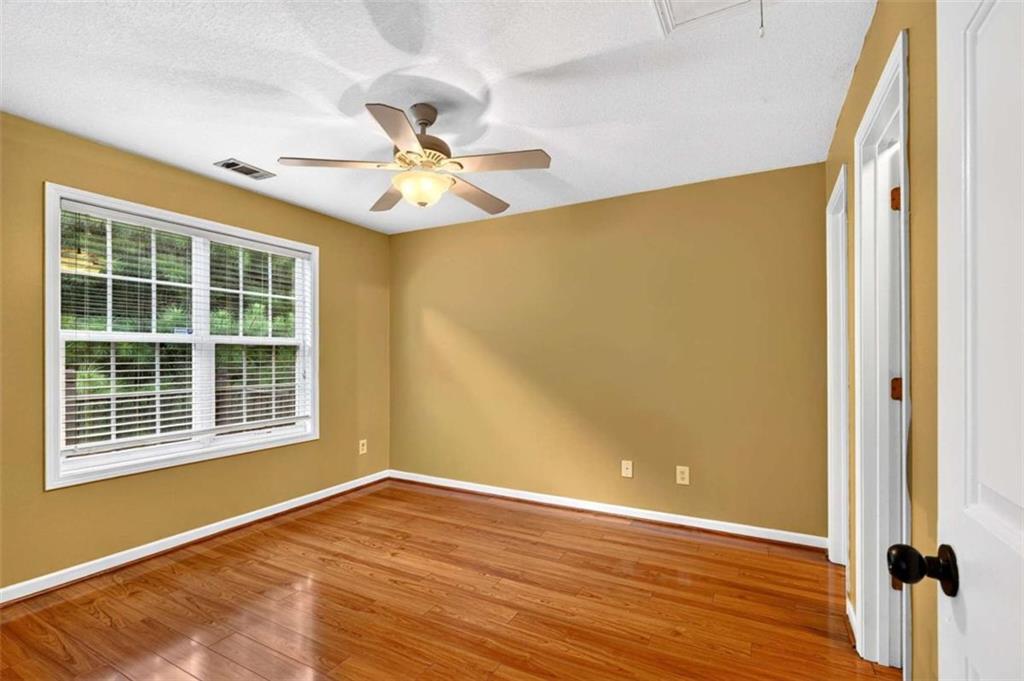 744 W Vincent Drive W Property Photo 21