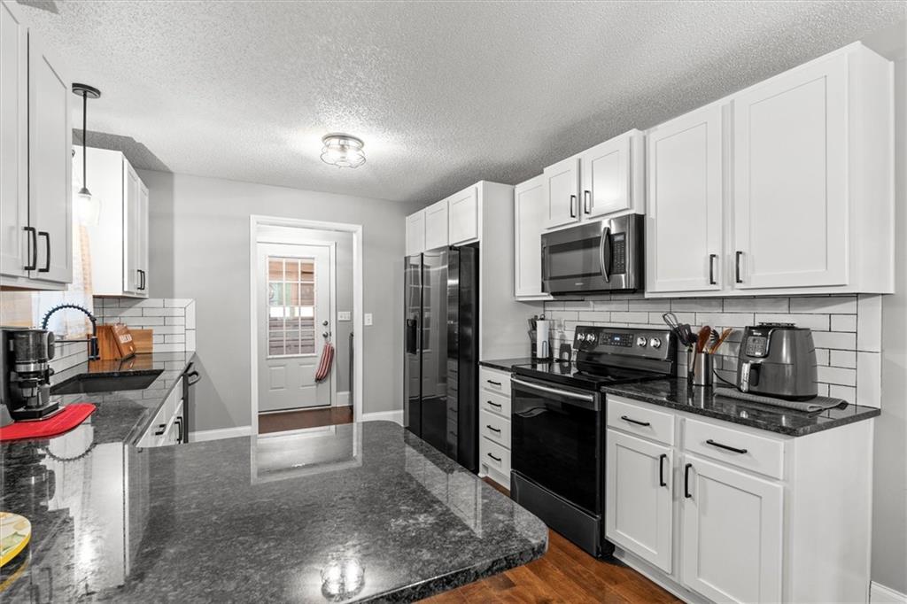 7815748 Property Photo 12