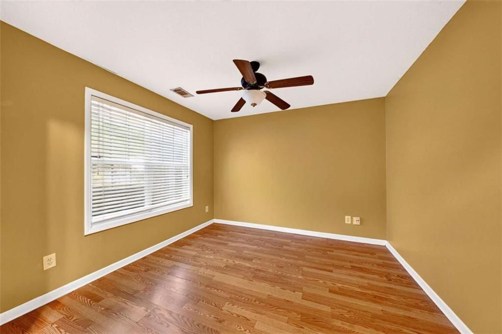 744 W Vincent Drive W Property Photo 9