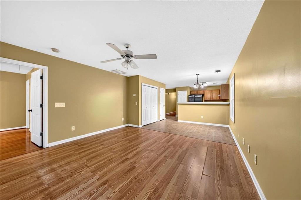744 W Vincent Drive W Property Photo 16