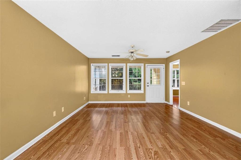 744 W Vincent Drive W Property Photo 18