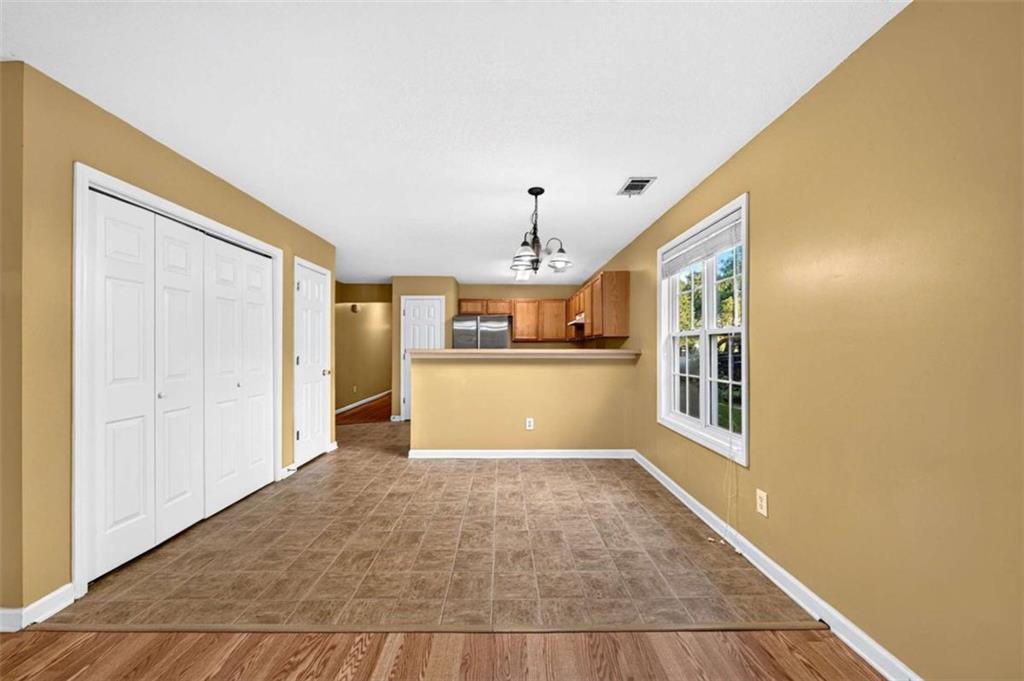 744 W Vincent Drive W Property Photo 27
