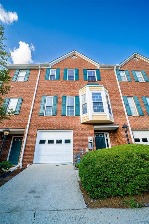 2077 Pinnacle Pointe Drive Property Photo 1