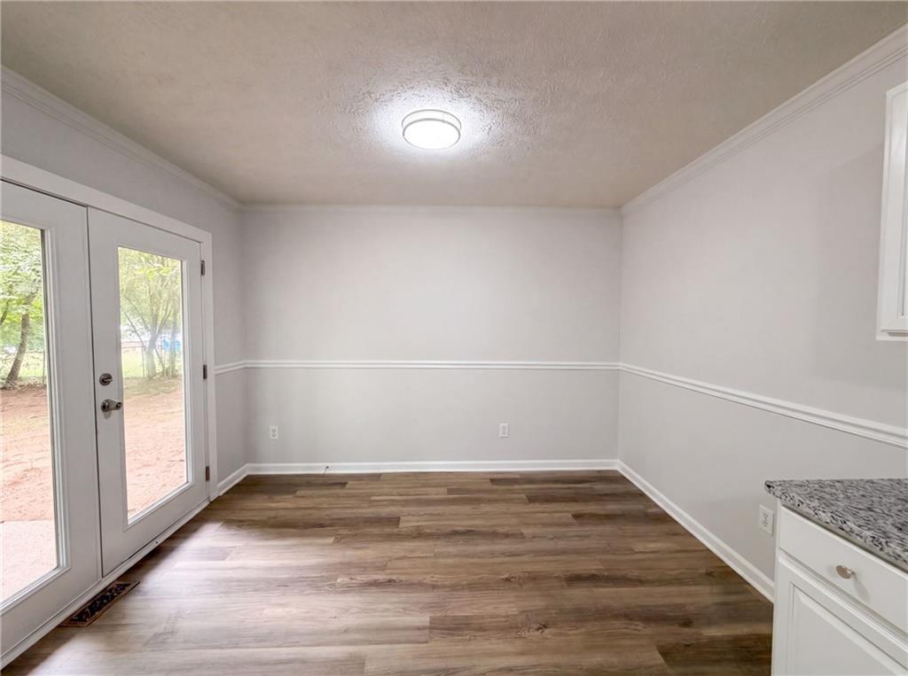3691 Lavilla Drive Property Photo 8