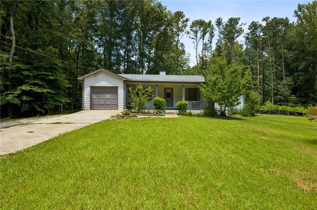 771 Suwanee Parkway Property Photo 2