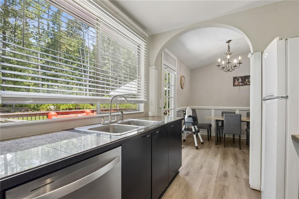 771 Suwanee Parkway Property Photo 14