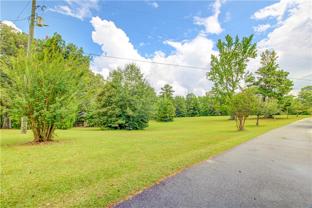 3861 Post Road Property Photo 3