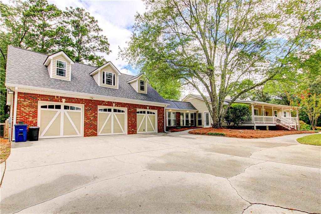 3861 Post Road Property Photo 5