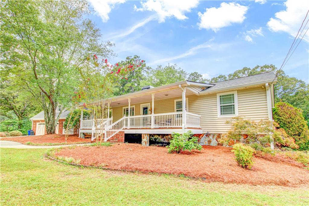 3861 Post Road Property Photo 11