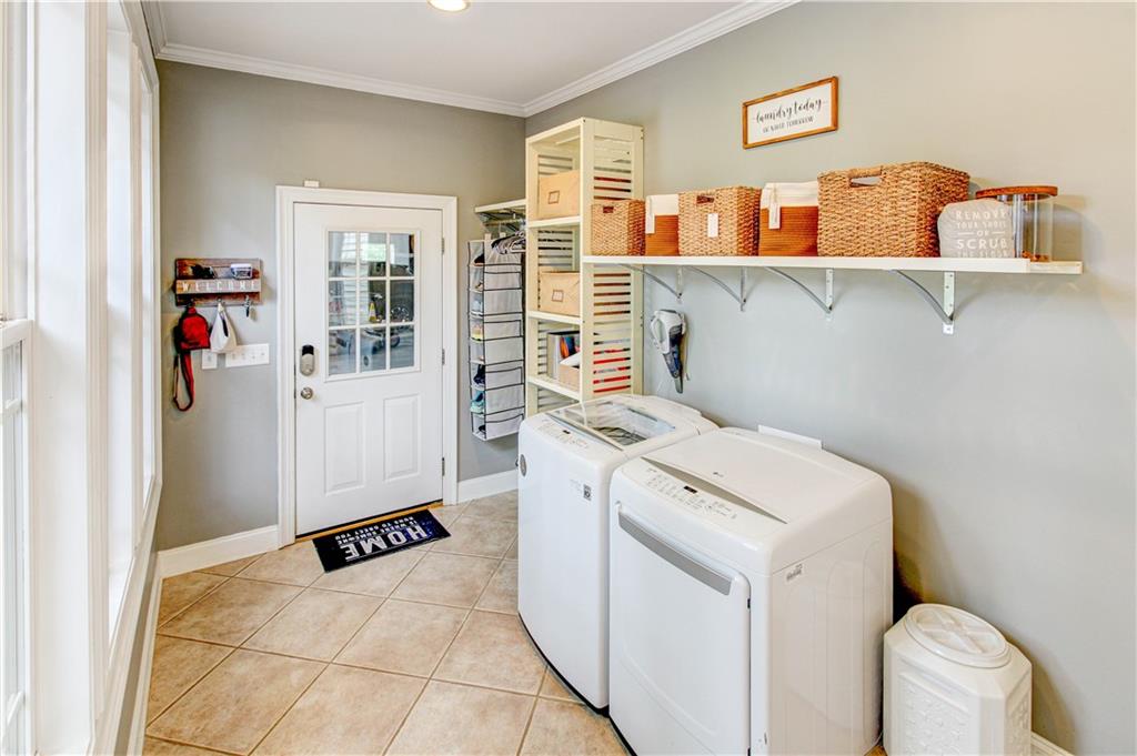 3861 Post Road Property Photo 54