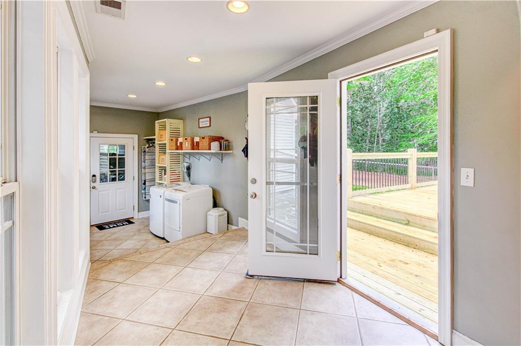 3861 Post Road Property Photo 82